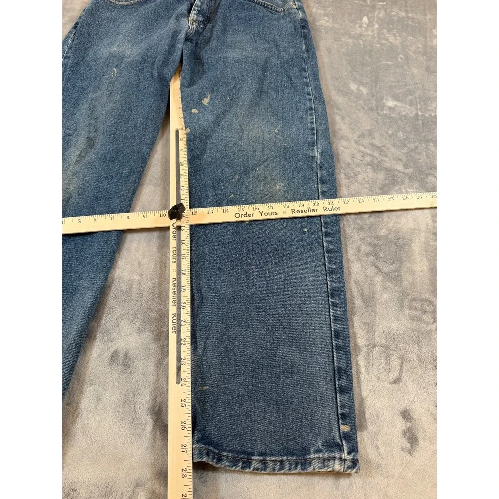 Wrangler Men's Regular Fit Button Fly Jeans Size 34x30 Medium Wash Denim